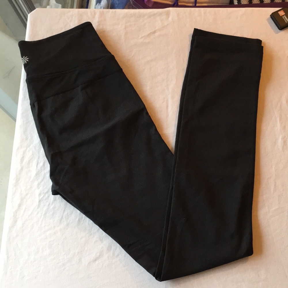 Long straight leg workout leggings